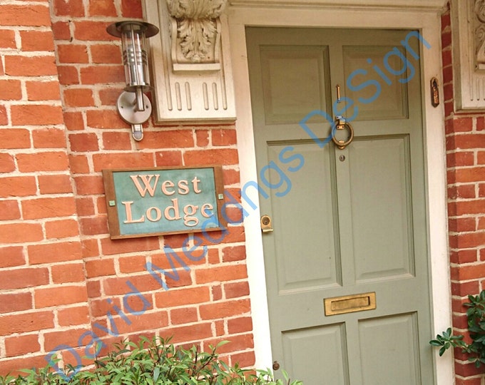 Traditional House Sign Name sign 2x lines 9-16 letters in Oak and Copper 3"/75 mm high letters in Garamond font hug