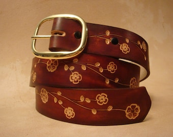 Brown Leather Belt - Tooled Leather Belt - Custom Leather Belt - Personalized Leather Belt - Ladies Floral Belt -  1-1/2" Floral Pattern