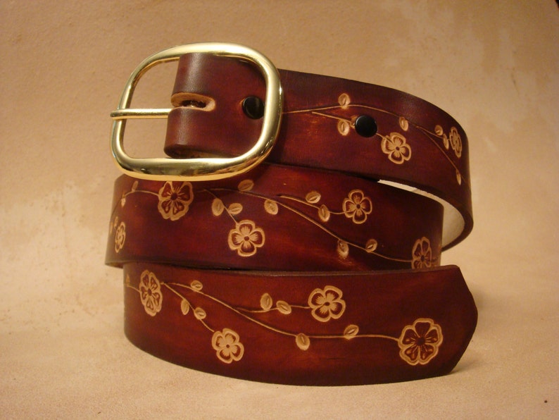 Brown Leather Belt Tooled Leather Belt Custom Leather Belt Personalized Leather Belt Ladies Floral Belt 1-1/2 Floral Pattern image 1