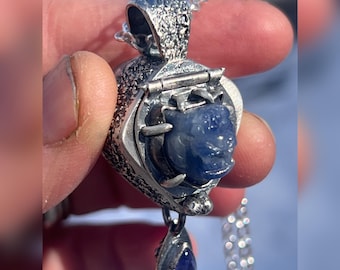 Be Brave Pillbox Locket. Lavender Blue, Tiger, Raw, Organic, Earthy, Wabi Sabi, Mental Health, Empowerment, Boho, Bohemian, Keepsake, Poison