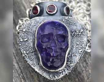 Love and Death Vase Lantern. Skull, Blood, Purple, Red, Black, Darkness, Light. Raw, Organic, Witchcraft, Halloween, Gothic, Spells, Poison.