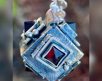 Fidget Toy Locket Pendant. Stress Relief, Pillbox, Keepsake, Boho, Bohemian, Raw, Organic, Earthy, Wabi Sabi, Calming Aid, Mental Balance.