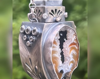 Inner Eye Lantern Locket. Bottle, Raw, Organic, Earthy, Wabi Sabi, Boho, Bohemian, Spiritual Healing, Light in Darkness, Wisdom, Meditation
