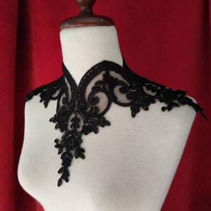 Choker "Lily". Lace Gothic Necklace choker, back laces