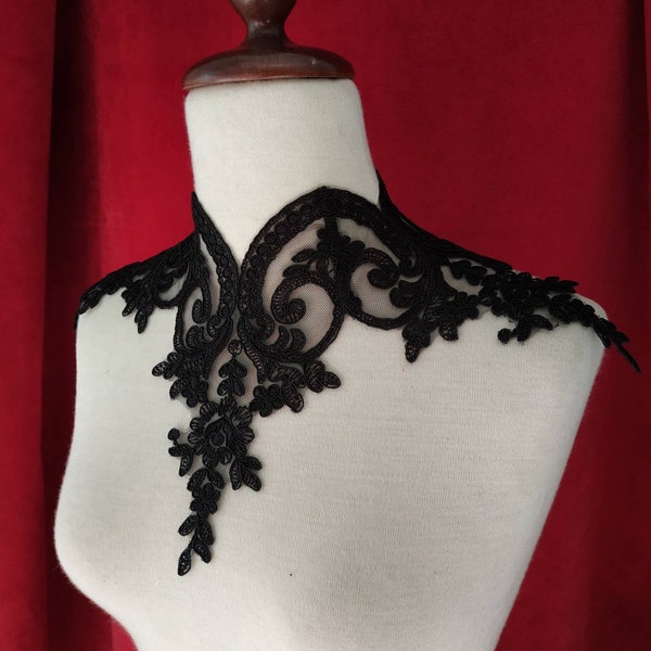 Halsband „Lilie“. Spitzen-Gothic-Halsband, Schnürsenkel hinten