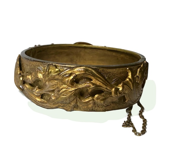 Victorian gilded brass hinged repoussé Bracelet