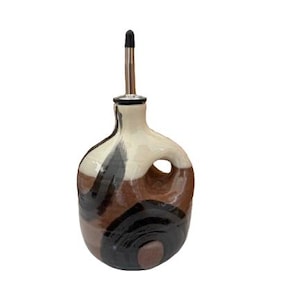 Handmade Black and White Ceramic Olive Oil Ewer Cruet – Modern Pottery Pourer Bottle for Kitchen & Table