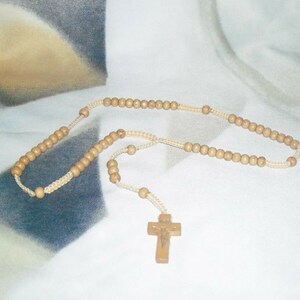 Catholic Estate Items:  Very nice Wooden Beaded  Rosary