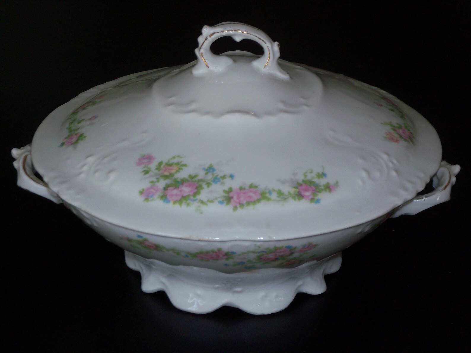 New Habsburg Austria China 8 1/2 Inch Round Covered Caserole Etsy