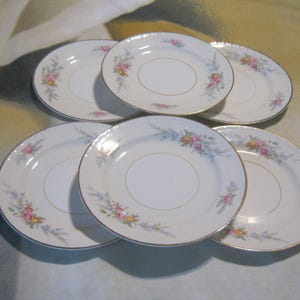Set of 6 Homer Laughlin Eggshell Georgian 6 1/4 inch Bread Plates with gold trim no. G 45 N 5