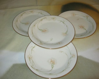 Beautiful Set of Four Noritake Weyburne 8 1/4 Inch Salad Plates