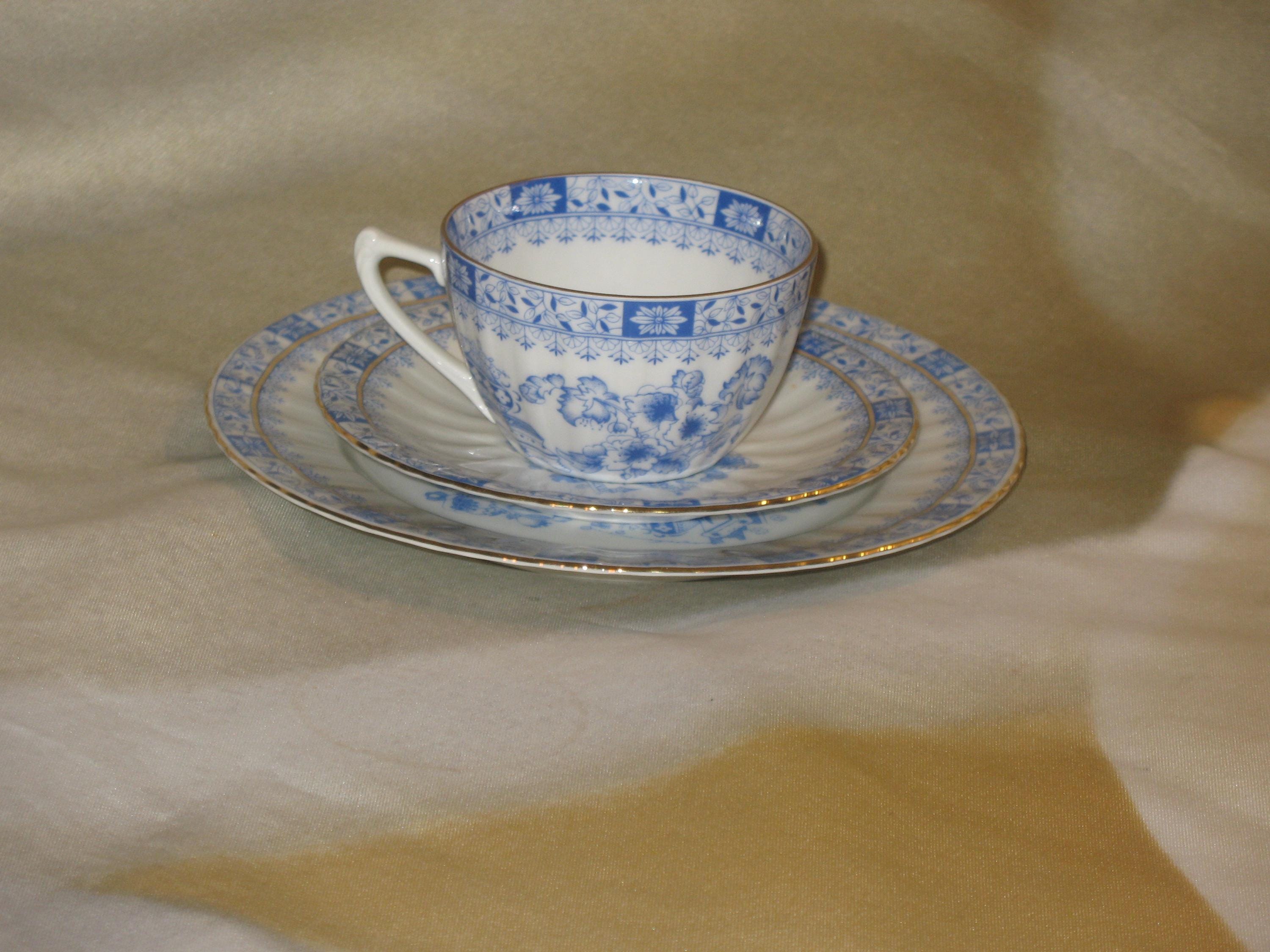 China Blau Porcelain