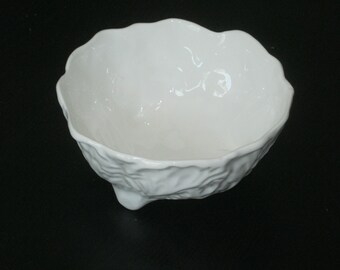 Vintage Wedgwood Countryware Open Three Leg Sugar Bowl with Embossed Leaves