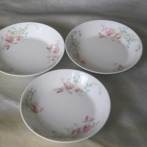 Beautiful  Set of Three Wm Guerin & Co Limoges France 5 inch berry Bowls w/ Beautiful Rose Pattern