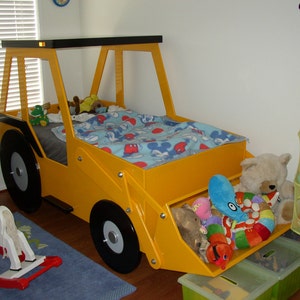 Front End Loader Twin or Crib Size Bed Woodworking Plan image 3