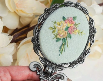 Embroidered Vintage Compact Mirror With Handle | Rose Bouquet | Handmade | Flower Embroidery Mirror | Embroidered Accessory | OOAK