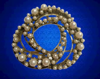 Large Pearl Brooch Florenza Signed Jewelry Vintage 1950s Womens Coat Pin Swirled Gold Circles Faux  Collectible 1950s Costume Accessory