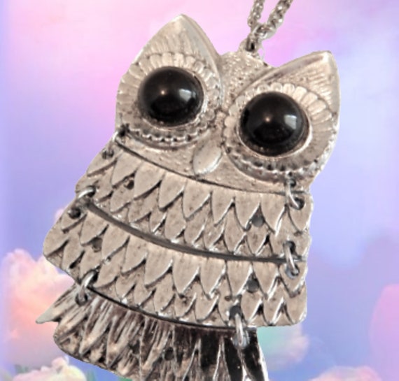 Owl Pendant Necklace Vintage 1960s Silver Metal M… - image 6