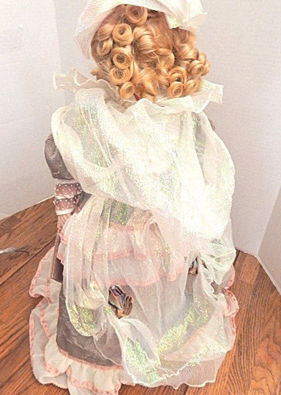 william tung doll maker