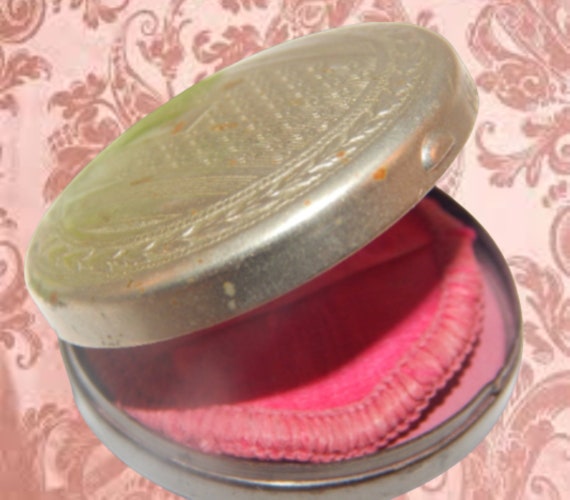 Rouge Compact Mello Glo Cosmetics Powder Case Van… - image 2