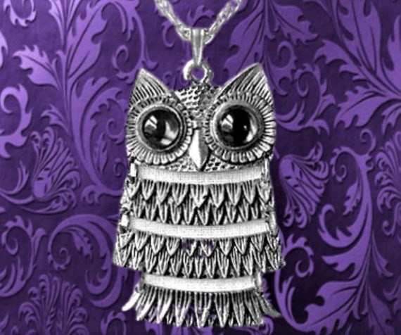 Owl Pendant Necklace Vintage 1960s Silver Metal M… - image 1