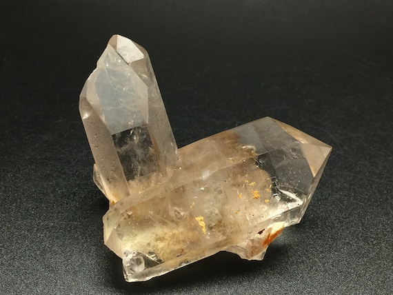 水晶標本 3 インチ、複数の結晶点を持つ未加工の透明水晶、未加工の