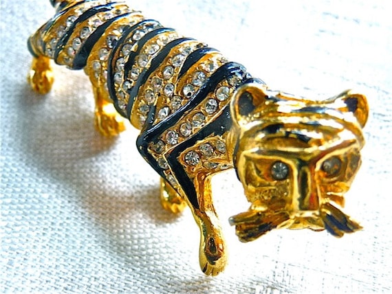Hattie Carnegie R/S Enamel Tiger Pin