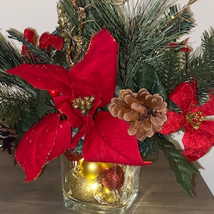 Holiday Pre-lit Centerpieces