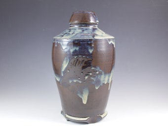 Large vase, flower vase, pottery vase, ceramic vase, ceramic vessel, ceramic art, pottery, bird vase, crow vase, made in Quebec Canada