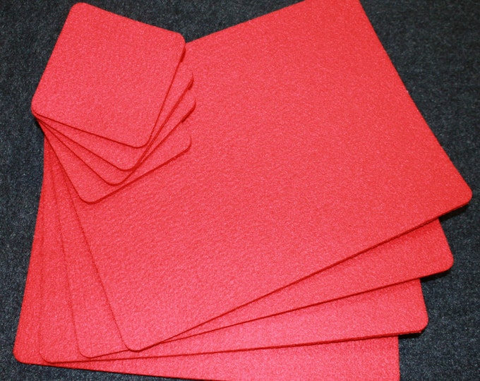 Set of 4 table mats and 4 coasters