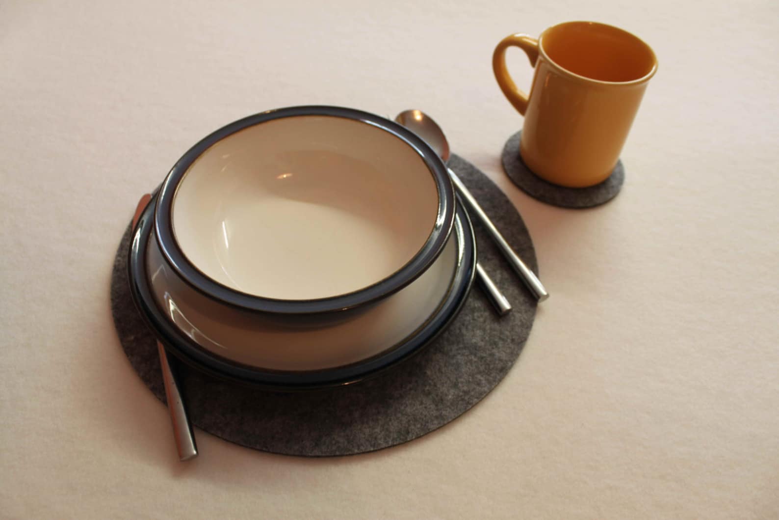 Multi Placemats and Coaster Simple Shape Circle Felt Table Etsy