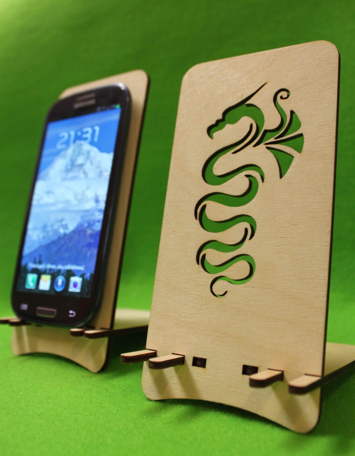 Custom Classic Station Wooden Phone Holder Stand Samsung Galaxy S3