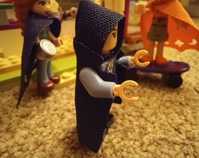 Sets  of 4 items CUSTOM Capes Hoods for your Lego minifigures - 2 capes & 2 Hoods