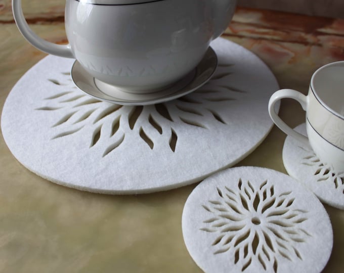 Circle Placemats and Coaster Flames Aster Flower Felt Table Mats Set of 8 Laser Cut