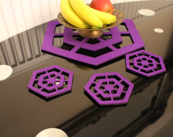 Hexagon Grille Felt Placemats and coaster Mats Set of 4 Laser Cut