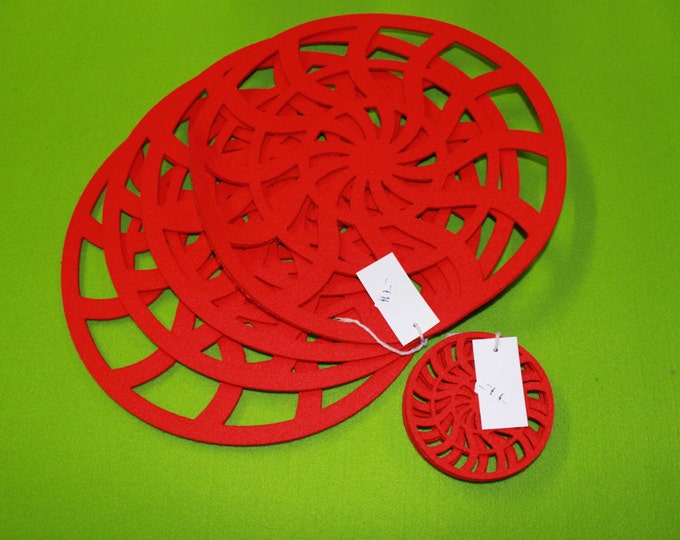 Doilies under flower Felt PlacematsCircle Spiral Helix Designs  Table Mats Set of 6 napkin for flowers