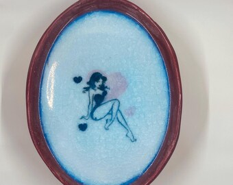 Pinup  porcelain oval Plate