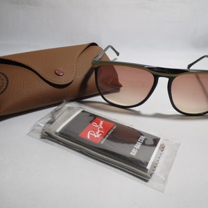 Vintage Bausch & Lomb VIII/W0144 Womens Sunglasses w/Case and Cloth  Nice!