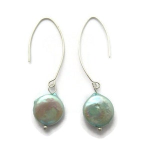 Green Pearl Earring, Freshwater Pearl Dangles, Iridescent Green Earring, Long Seafoam Green Dangle, Long Pearl Drop Earring, Seafoam Earring
