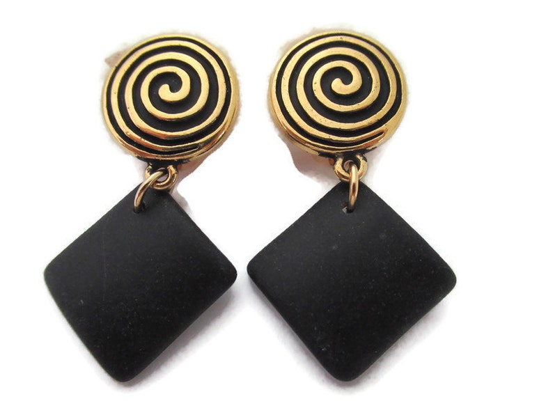 Black Beach Glass Earring Gold Clip On Gold Spiral Ear Clip Black Sea Glass Earring Black Clip On Earring Black Dangle Clip Earring