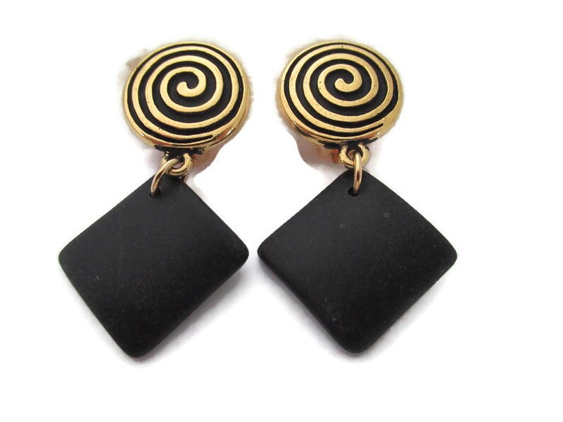 Black Beach Glass Earring Gold Clip On Gold Spiral Ear Clip Black Sea Glass Earring Black Clip On Earring Black Dangle Clip Earring