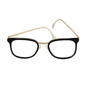 High Fashion Eyeglasses Mod. 5001 Col 6. 54-18 Made in Italy Middle Bridge Design