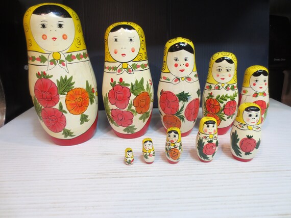 10pcs Strawberry Flower Girl Nesting Dolls Matryoshka Russian Doll Set Toy Craft