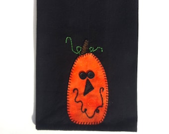 Thanksgiving Tea Towel, Halloween Tea Towel, Pumpkin Applique Kitchen Towel, Dish Towel, Hand Towel, Tea Towel