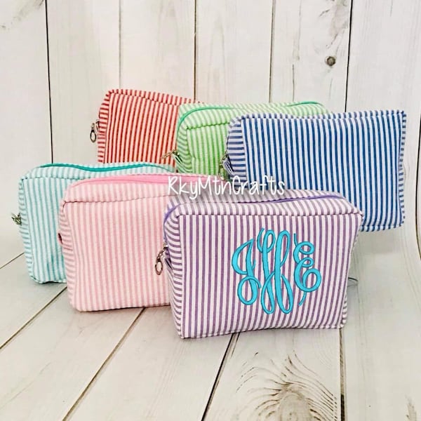 Monogrammed Cosmetic Bag, Seersucker Cosmetic Bag, Monogrammed Make Up Bag, Bridesmaid Gift, Monogram Make Up Bag, Cosmetic Pouch, Case