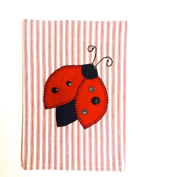 Applique torchon, torchon coccinelle Applique, Applique coccinelle, coccinelle serviette, serviette en Applique, torchon, coccinelle cuisine torchon