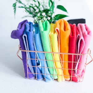 Rainbow Reusable Cloth Baby Wipes 8 Pack Baby Gender NeutralFlannel Wipes Washcloths Comestic Makeup Remover Wipes