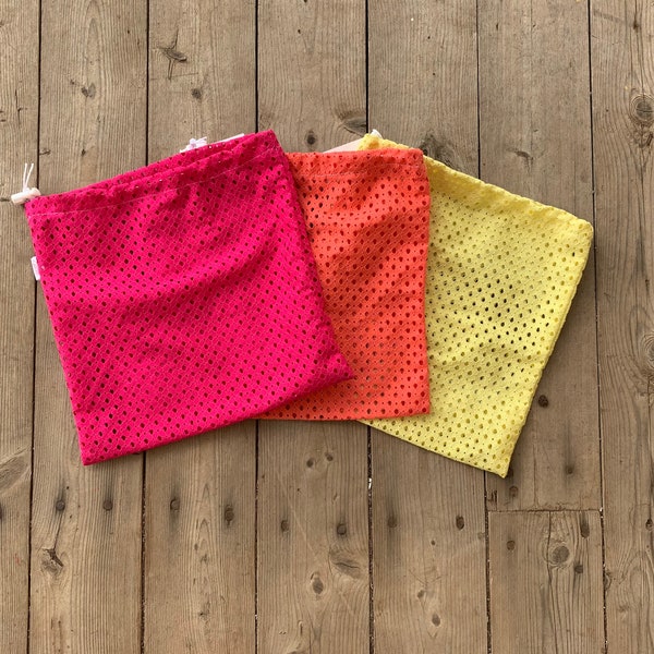 CHOOSE YOUR COLOUR Mesh Laundry Bag | Delicate Wash Bag | Lingerie Laundry Bag | Bra Wash Bag | Reuable Facial Round Bag | Mesh Wash Bag