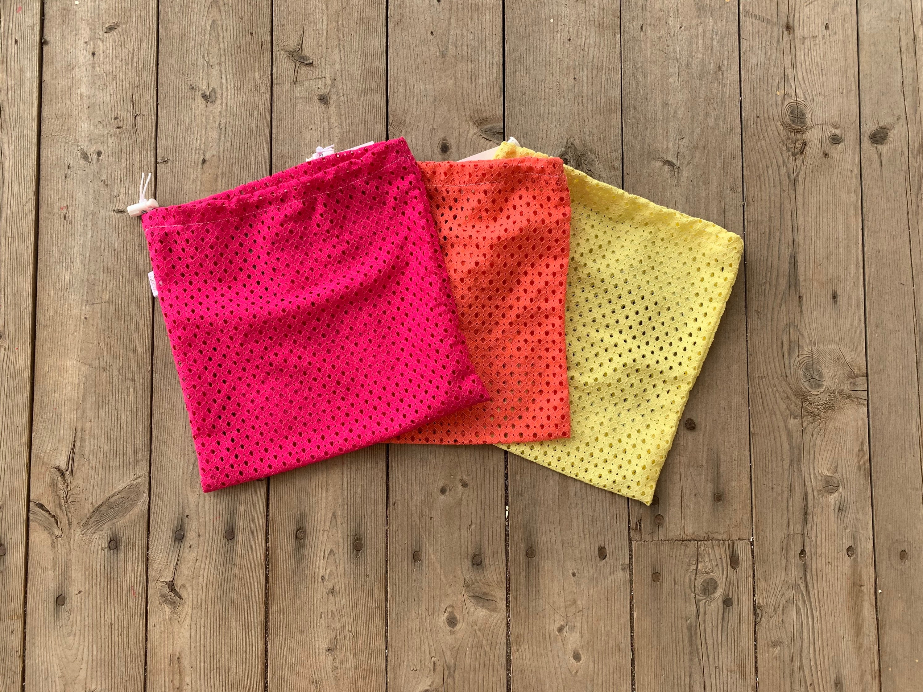Linen Mesh Laundry Bag for Socks, Bra or Delicates. Lightweight Drawstring Wash  Bag. Washable Laundry Mesh Bags to Protect Your Clothing. 