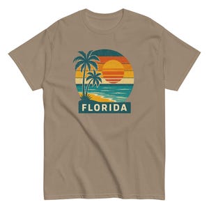 Florida Retro Sunset T-Shirt | Vintage Palm Tree Beach Shirt | Distressed Coastal Summer Vacation Souvenir Tee